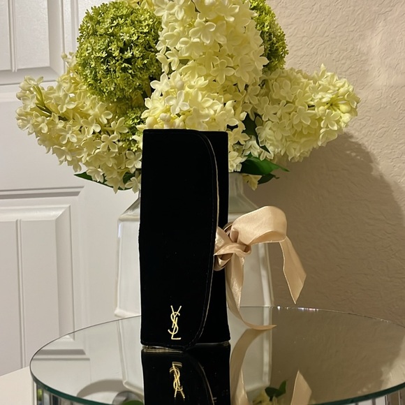 Yves Saint Laurent Makeup Brush Travel Wrap, Ribbon, NO BRUSHES - Picture 3 of 7